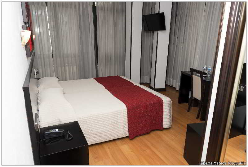 Hotel Santa Clara Oviedo Esterno foto