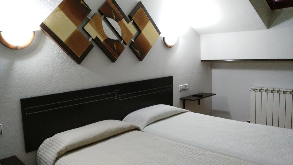 Hotel Santa Clara Oviedo Esterno foto