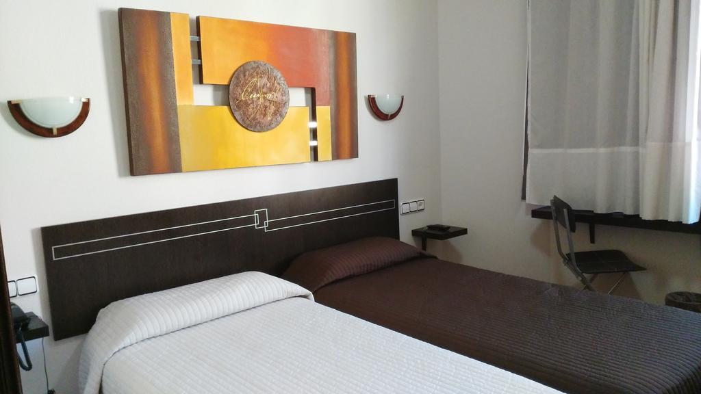 Hotel Santa Clara Oviedo Esterno foto